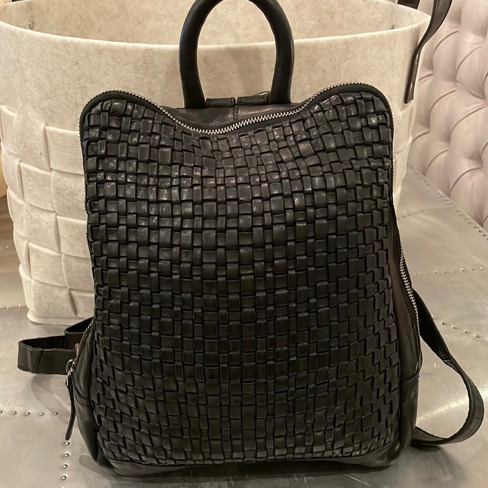 Vilenca Black Woven Leather Backpack